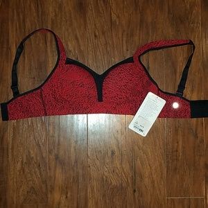 Lululemon sports bra black and red NWT